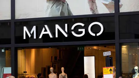 Tienda firma Mango