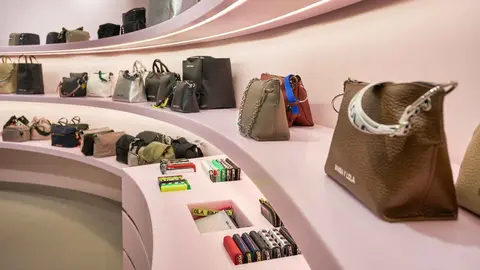 Secci&oacute;n de bolsos Bimba y Lola en El Corte Ingl&eacute;s
