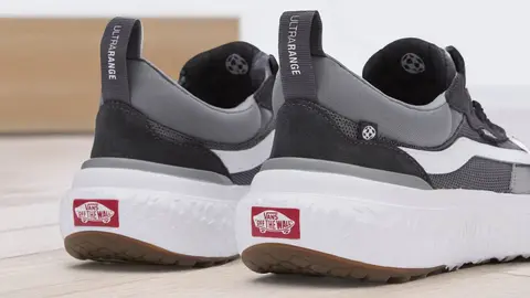 Zapatillas casual unisex UltraRange Neo VR3 de Vans