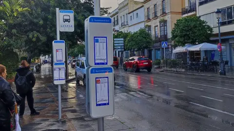 Nuevos postes de autobuses urbanos en Jerez