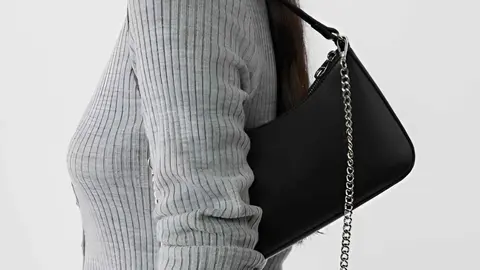 Bolso de hombro cadena de Stradivarius