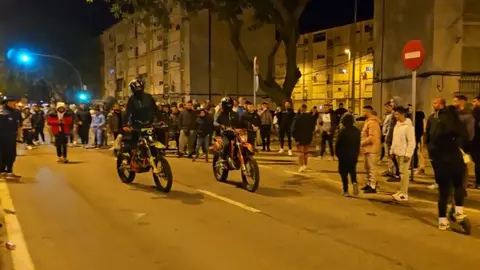 Moteros en la Avenida Blas Infante