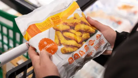 Bolsa de palitos de merluza congelados de Mercadona