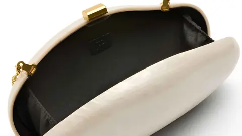 Bolso de fiesta convertible a bandolera estilo clutch efecto perlado Parfois en El Corte Ingl&eacute;s