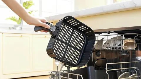 La Freidora de Aire COSORI tiene f&aacute;cil limpieza