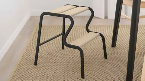 Taburete con escal&oacute;n GRUBBAN de Ikea