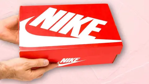 Caja de calzado NIKE