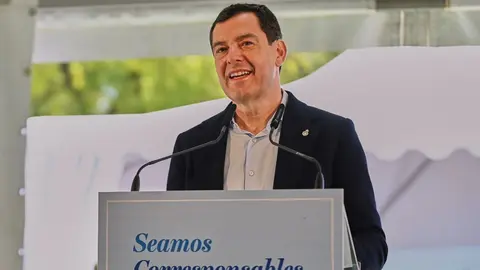 Juanma Moreno mejorar&aacute; la seguridad vial de las carreteras en Andaluc&iacute;a | Salvador L&oacute;pez Medina