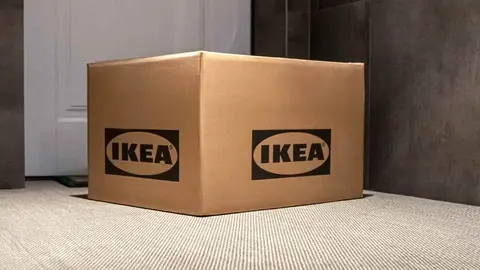Caja de mobiliario IKEA