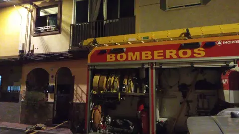 Los bomberos, en el lugar de los hechos