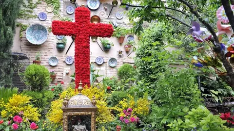 Las cruces de mayo, uno de los grandes eventos de la primavera en Granada