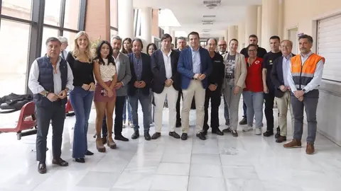 Jos&eacute; Mar&iacute;a Bellido, alcalde de C&oacute;rdoba, en el centro de la imagen (1)