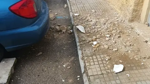 Cascotes en el barrio de la Albarizuela