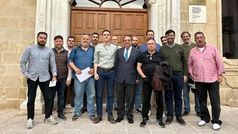 Reuni&oacute;n con los titulares de casetas de la Feria del Caballo