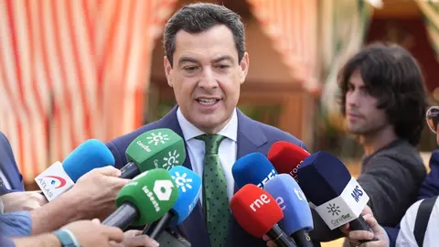 Juanma Moreno no ha podido ocultar su enfado tras los &uacute;ltimos acontecimientos