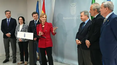 Mar&iacute;a Jos&eacute; Garc&iacute;a-Pelayo en la recepci&oacute;n al presidente de Hosteler&iacute;a de Espa&ntilde;a, Jos&eacute; Luis &Aacute;lvarez Almeida