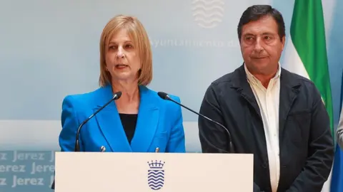 Mar&iacute;a Jos&eacute; Garc&iacute;a-Pelayo en rueda de prensa | Cristo Garc&iacute;a