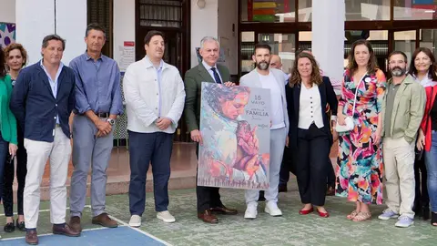 Jos&eacute; Luis Sanz presenta el Plan Familias por parte del Ayuntamiento de Sevilla | @Ayto_Sevilla