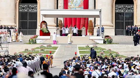 Le&oacute;n XIV ha inaugurado oficialmente su Pontificado | Salvador L&oacute;pez Medina