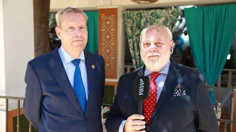 Antonio de Mar&iacute;a y Jos&eacute; Blas Moreno en la caseta de El MIRA | Cristo Garc&iacute;a