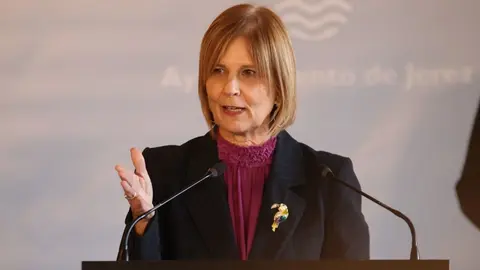 La alcaldesa de Jerez, Mar&iacute;a Jos&eacute; Garc&iacute;a-Pelayo, pretende cumplir su compromiso con los vecinos de Vallesequillo y Montealegre