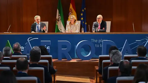 Carolina Espa&ntilde;a, durante la inauguraci&oacute;n de Andaluc&iacute;a Aero Day | Salvador L&oacute;pez Medina