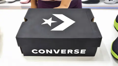 Caja de calzado Converse