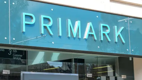 Fachada de tienda Primark