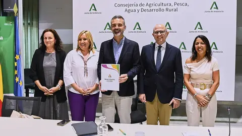 Andaluc&iacute;a crea el primer Cl&uacute;ster de Bioeconom&iacute;a Circular en la cadena de valor agroalimentaria | Salvador L&oacute;pez Medina