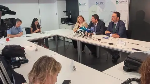 Imagen del encuentro celebrado en Ferrol donde ha estado representada la Confederaci&oacute;n de Empresarios de C&aacute;diz