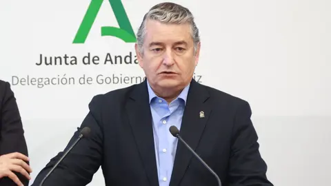 Antonio Sanz durante la presentaci&oacute;n del proyecto JuntaGPT | Cristo Garc&iacute;a