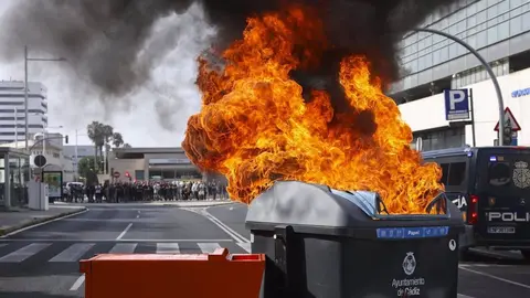 C&aacute;diz vive la segunda jornada de huelga del sector del metal