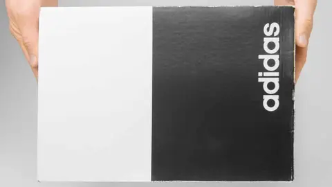 Caja de Adidas