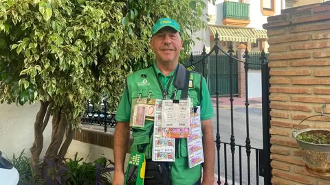 Juan Carlos Rodr&iacute;guez, vendedor de la ONCE en M&aacute;laga