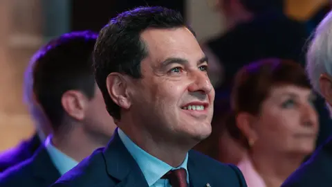 El presidente de la Junta de Andaluc&iacute;a, Juanma Moreno, ser&aacute; Rey Baltasar en Sevilla | Cristo Garc&iacute;a