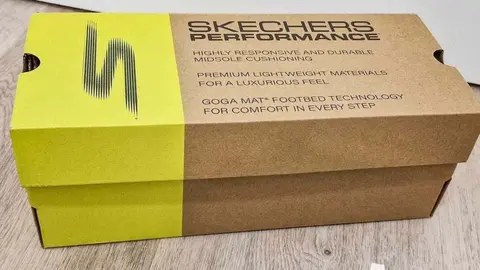 Caja de Skechers