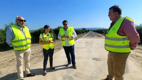 Visita a las obras del camino rural Del Secadero