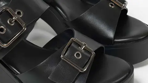 Sandalias de plataforma con hebillas de Marypaz