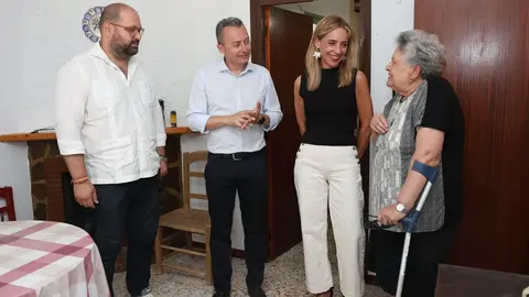La presidenta Almudena Mart&iacute;nez ha realizado una visita a Zahara de la Sierra