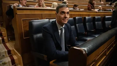 Pedro S&aacute;nchez cada vez dialoga menos en Espa&ntilde;a
