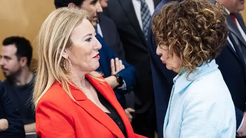 Carolina Espa&ntilde;a, en una imagen de archivo junto a Mar&iacute;a Jes&uacute;s Montero