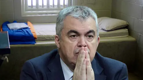 Santos Cerd&aacute;n - Simulaci&oacute;n de celda de prisi&oacute;n