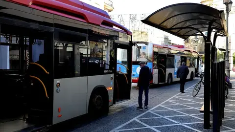 Autobuses urbanos de Jerez en una imagen de archivo