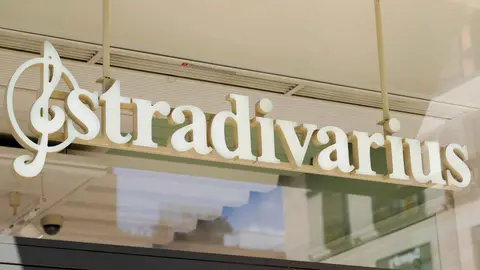 Tienda Stradivarius