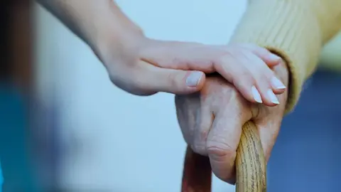 Andaluc&iacute;a inyecta 67,5 millones a los servicios sociales comunitarios de entidades locales