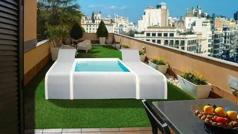 Piscina mariposa en Leroy Merlin