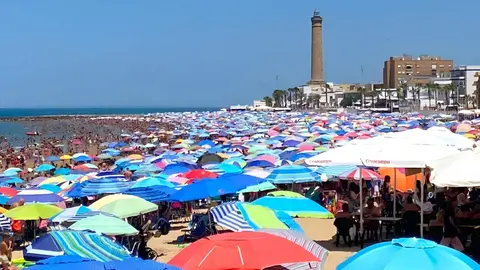 Playa de Regla, julio de 2025 - Facebook Chipiona Tv Rentel