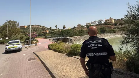 Un agente de la Polic&iacute;a Local de Jerez en Montecastillo