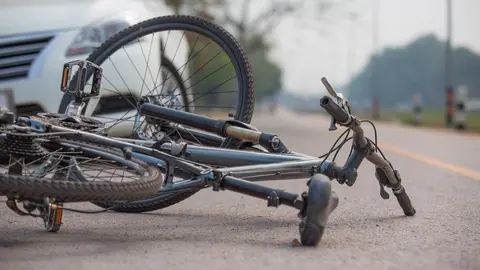 Simulaci&oacute;n de accidente de ciclista