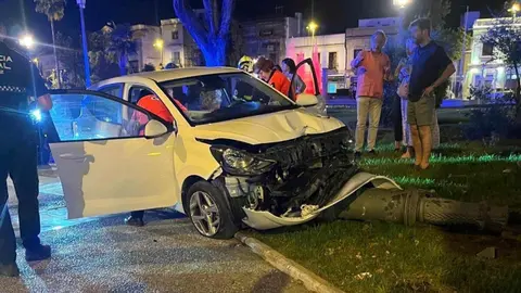 Accidente en la Plaza de Mamel&oacute;n, Jerez | C.G.